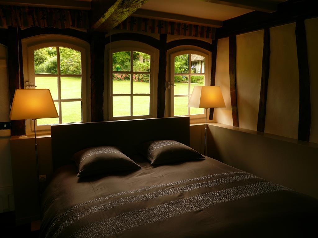 La Bonne Auberge - Seine Panorama Sas Vieux-Port Екстер'єр фото